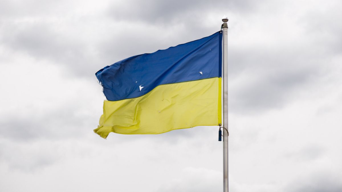 Скільки українців виступають за старт переговорів: результати опитування
